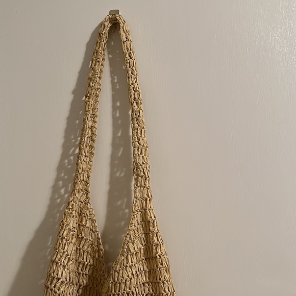 Urban outfitters. Jute crossbody. - Picture 3 of 5